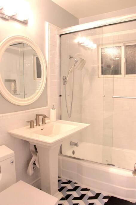 Newly Furnished Pool House Villa Los Angeles Exterior photo